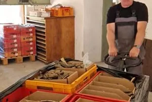 In über 1.400 Kisten wurde der „Schatz“ verpackt