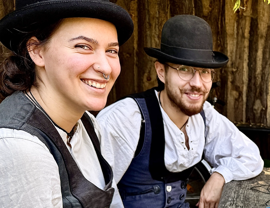 Emely und Gerald „Auf der Walz … ist diese Tradition noch zeitgemäß?“