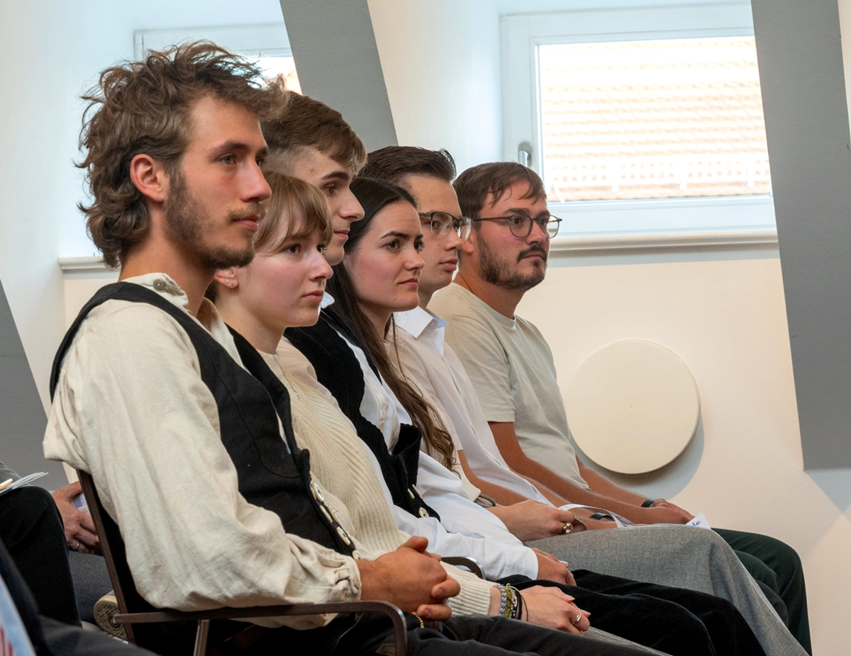 Ausbildungspreis 2025 Die jungen Preisträger in voller Erwartung